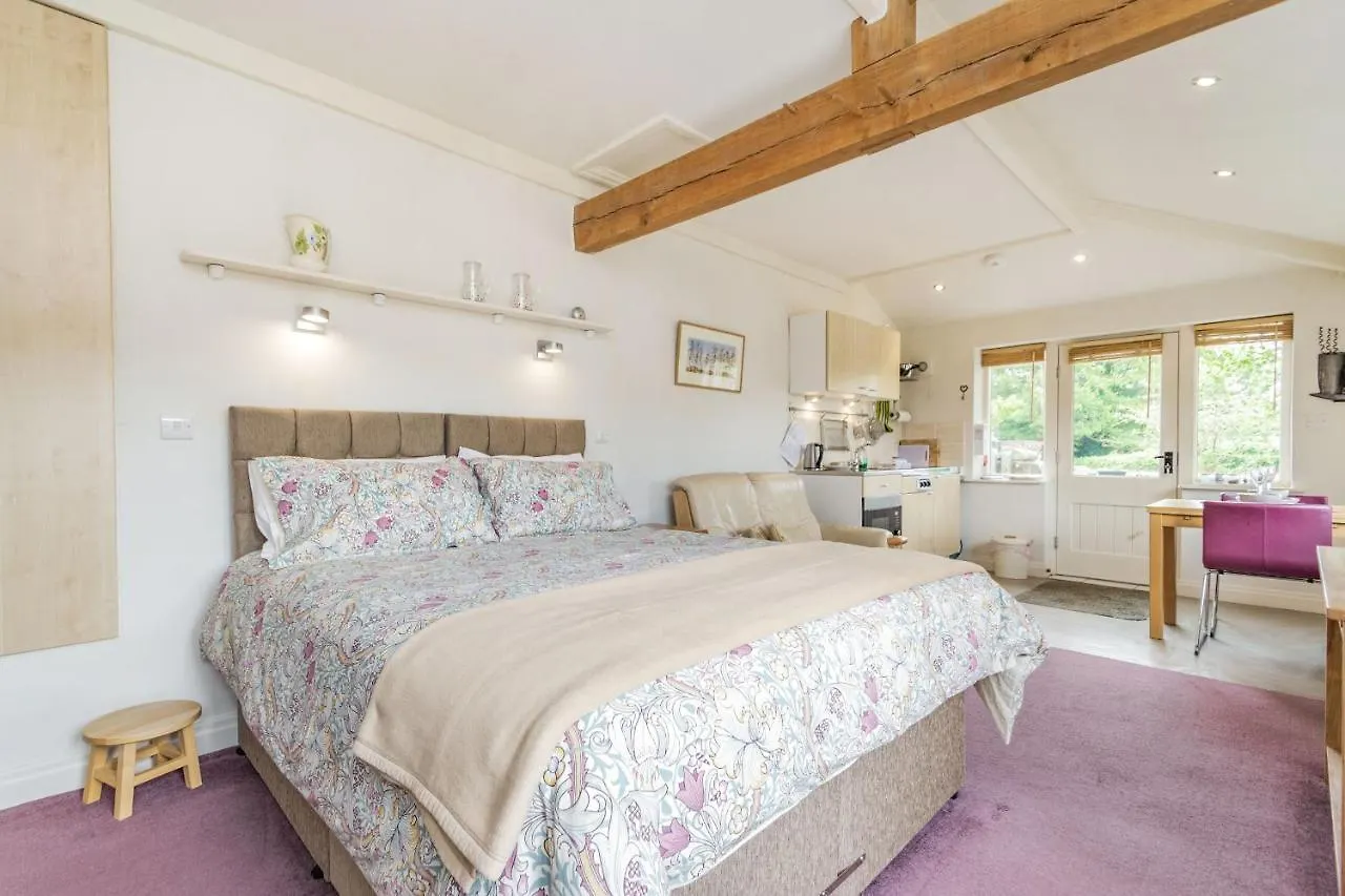 The Friendly Room Austwick